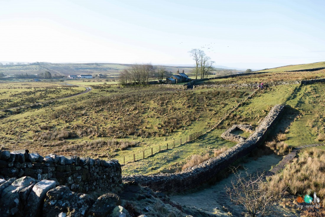 Seel Rigg et le mur d'Hadrien vus du ciel en Angleterre