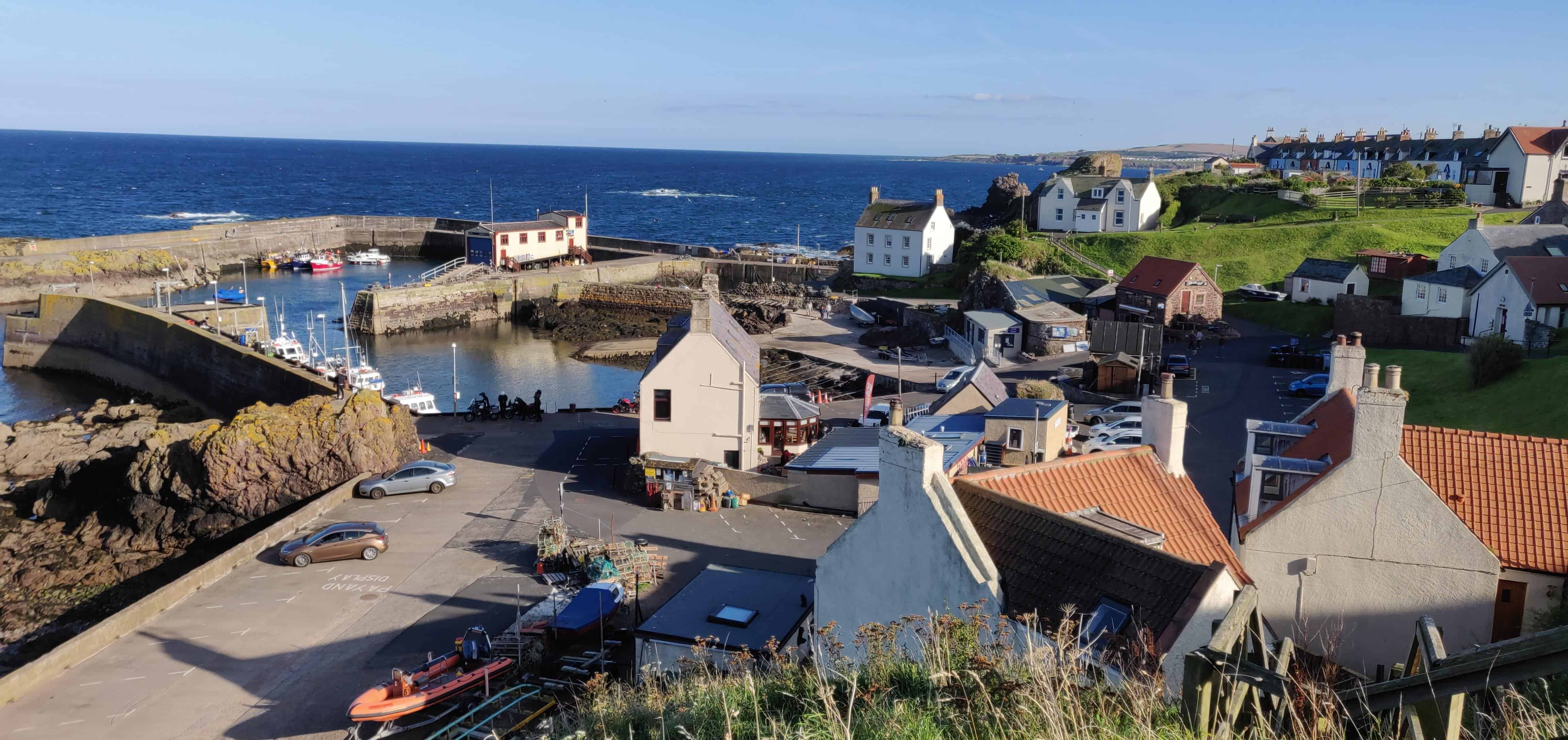 Village de St Abbs et son port de pêche